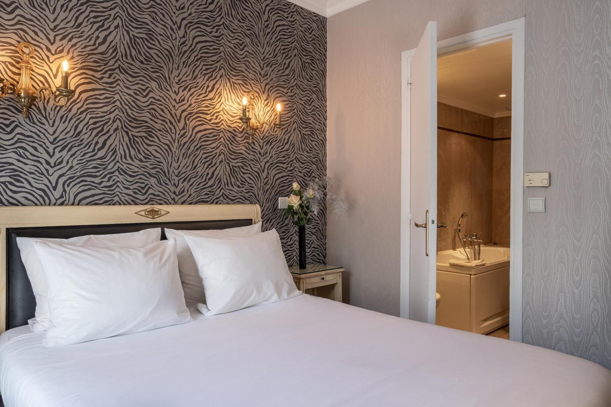 Hotel London Paris Exterior photo